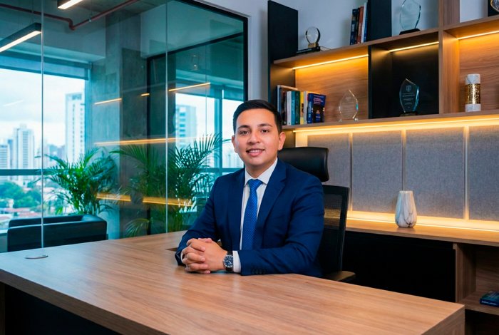 Dr. Francisco Tarquino - Abogado experto en Ley de Insolvencia en Colombia